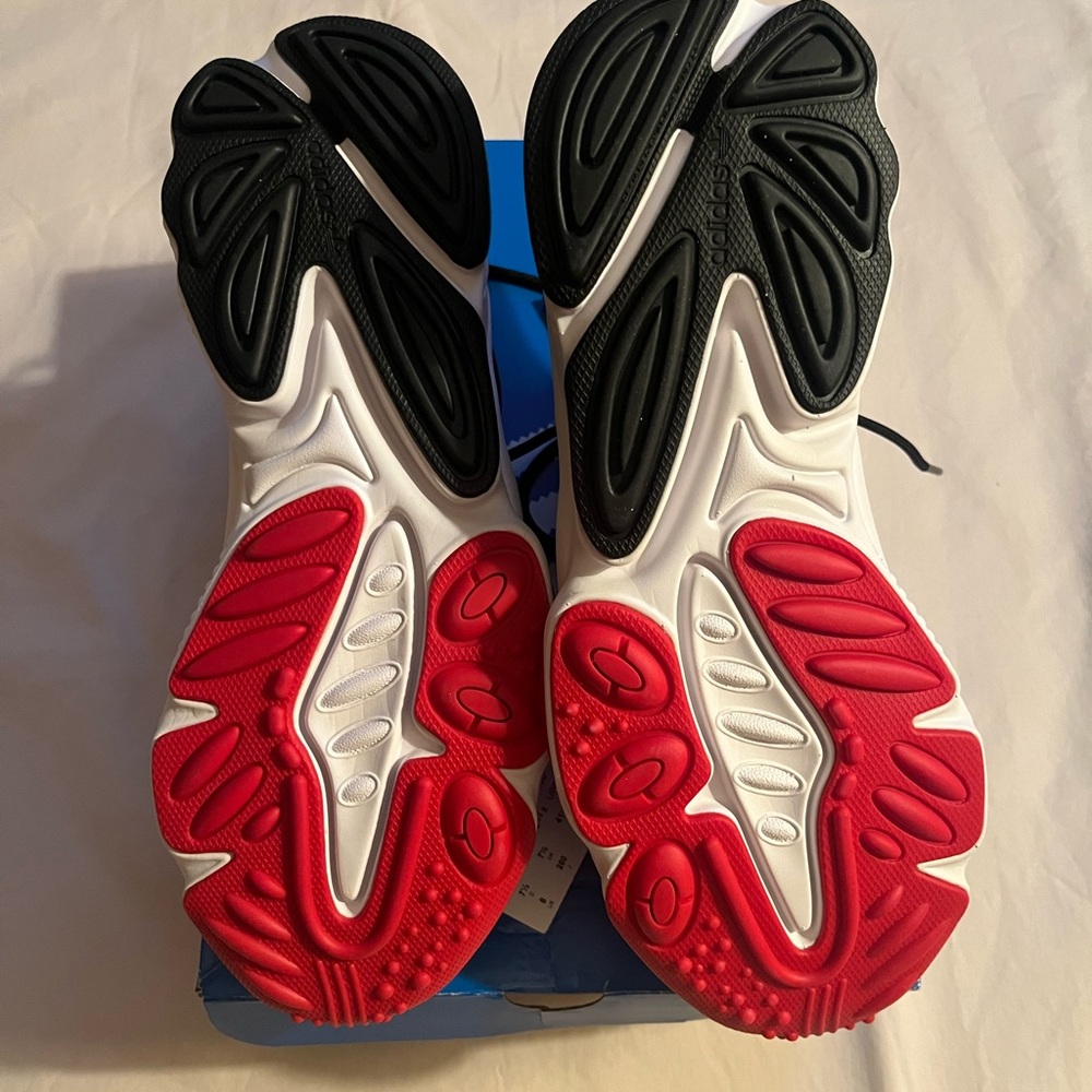 !!NEW!! Adidas Men Ozweego BAIT x Street Fighter x Ryu - Picture 7 of 9